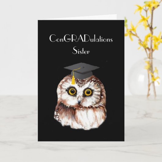 姉妹の卒業のお祝いのかわいく賢いフクロウ カード (黄色い花)