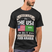 始まりましたサウジアラビアの旗で米国の物語に住むよろしいです Tシャツ (正面)