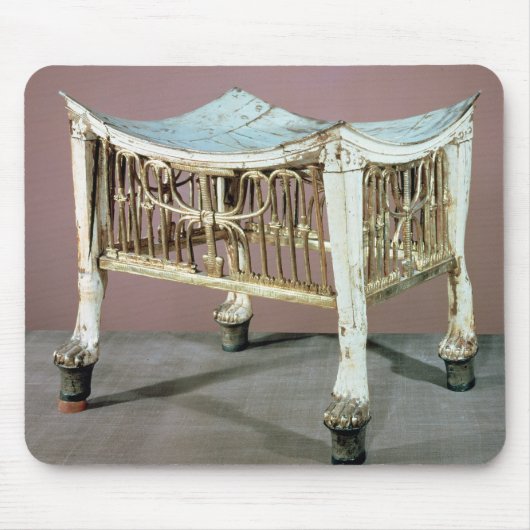 始めで児童王が使用するFootstool マウスパッド (正面)