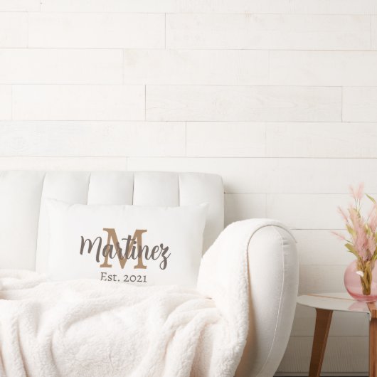 姓パーソナライズされた結婚枕 ランバークッション (ソファ)