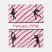 姿スケートで滑るガールペパーミントスプリンクルピンク フリースブランケット (正面)