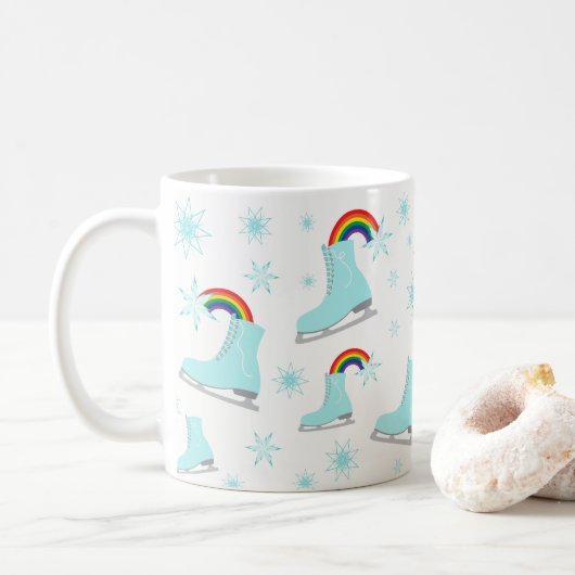 姿スケートで滑るレインボースケートアイススノーフレーク コーヒーマグカップ (ドーナツ)