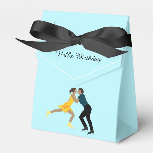 姿スケートで滑る フェイバーボックス (正面サイド)