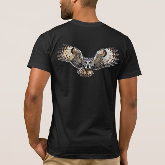 威厳あるフクロウの翼が広がる野生の自然ユニセックス Tシャツ (裏面)