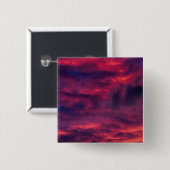 威厳がある赤 缶バッジ (正面&裏面)