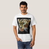威厳のあるな猫のヒョウの頭部 Tシャツ (正面フル)