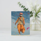 威厳のあるインディアンエルダー飛んでいるカイトオンビーチ ポストカード (スタンド正面)