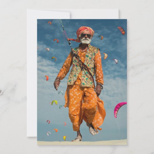 威厳のあるインディアンエルダー飛んでいるカイトオンビーチ 招待状 (正面)