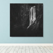 威厳のあるウォーターフォールBoka inスロベニア キャンバスプリント (インサイチュ (ウッドフロア))