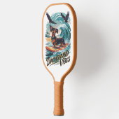 威厳のあるダシュント犬が波に乗るサーフィン ピックルボールラケット (左)
