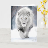 威厳のあるホワイトライオンインウィンターワンダーランドデザイン カード (黄色い花)