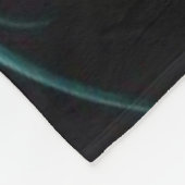 威厳のある孔雀 – 大フリースブランケット フリースブランケット (角)