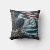 威厳のある山と海を見下ろすイーグル クッション (正面)