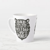 「威厳のある献上品：はっきりしたパパのためのTiger Word Art Mug カフェラテマグ (左アングル)