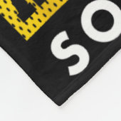 娘がバイアスロンの練習で親おもしろいのユーモアを持つ フリースブランケット (角)