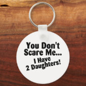 娘さんがいるって怖くないでしょ キーホルダー (正面)