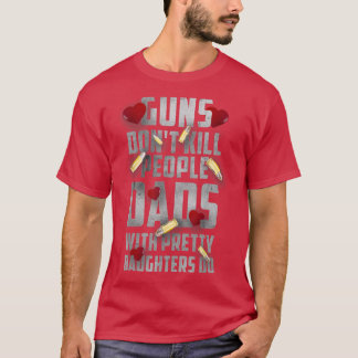 娘と一緒に銃で人を殺さかわいらしないパパ Tシャツ