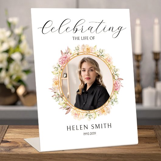 娘のための追悼・エレガントな花輪 台座サイン