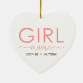 娘のパーソナライズされた名前を持つ少女ママ セラミックオーナメント (裏面)