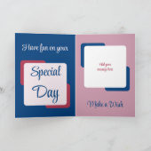 娘の名前を追加フォトブルーピンクの誕生日 カード (内部)