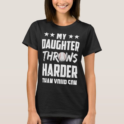 娘は息子よりも苦しく過ぎ誇りを持ったる Tシャツ (正面)