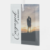 婚約したおよびメリーカップル写真 ガラスオーナメント (正面左)