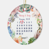 婚約したパーソナライズされた-結婚の日付3/3 セラミックオーナメント (左)