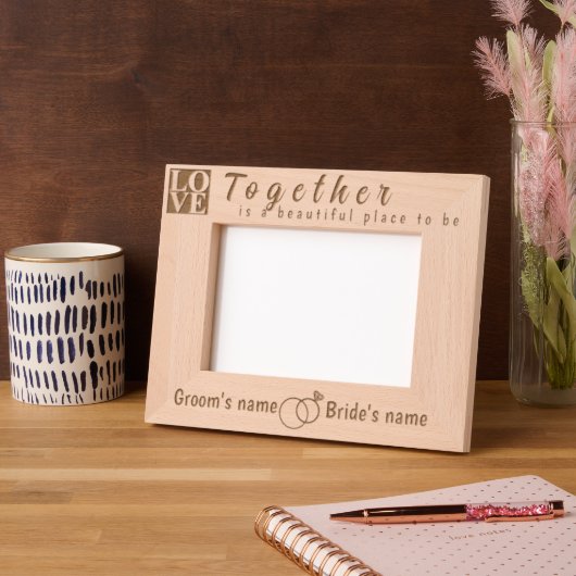 婚約とニューライウィズ愛結婚とリングや輪 レーザー彫刻フレーム (左)