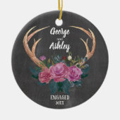 婚約のオーナメント|の枝角の花柄の第1クリスマス セラミックオーナメント (正面)