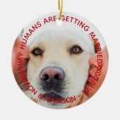 婚約カスタム発表写真犬クリスマス セラミックオーナメント (正面)