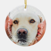 婚約カスタム発表写真犬クリスマス セラミックオーナメント (正面)