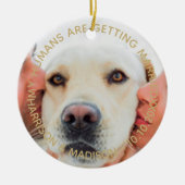 婚約カスタム発表写真犬クリスマス セラミックオーナメント (正面)
