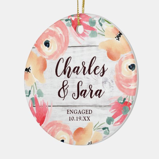 婚約パーソナライズされたファームハウスフローラリース セラミックオーナメント (左)