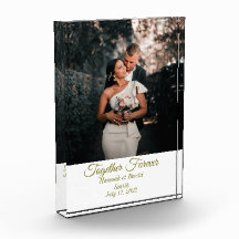 婚約結婚の写真と名前のブロック