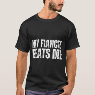 婚約者に面白おかしくやられた婚約パーティーのTシャツ 新婚 Tシャツ