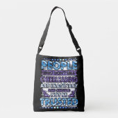 嫌いな人を信用しないチアリーティング クロスボディバッグ (裏面)