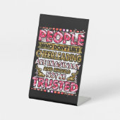 嫌いな人を信用しないチアリーティング 台座サイン (正面)