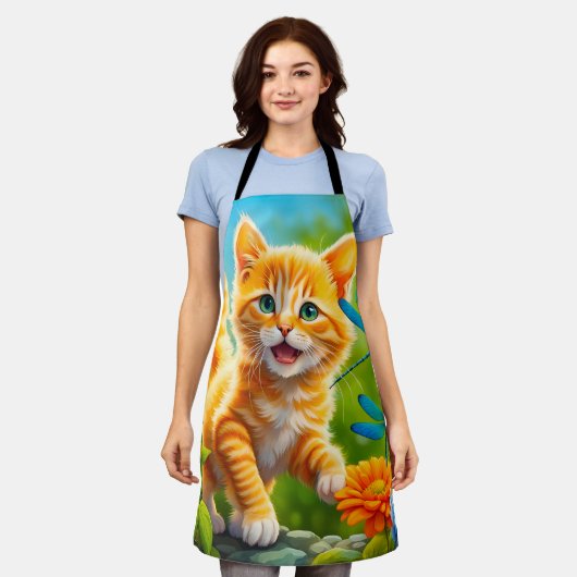 嬉しそうな子猫 エプロン (着用した状態)