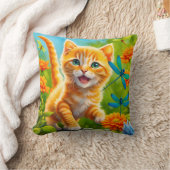 嬉しそうな子猫 クッション (ブランケット)