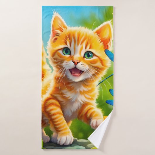 嬉しそうな子猫 バスタオル (バスタオル)