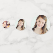 子かわいらし猫とお誕生日ケーキのアニメ女の子 コンフェッティ (裏面)