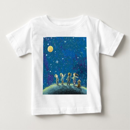 子どもたちが夜空を見る ベビーTシャツ (正面)