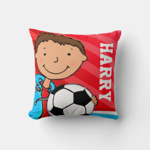 子どもたちはサッカーの赤い青い枕を男の子と呼ぶ クッション