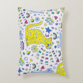 子どもっぽい虎と虹の模様 アクセントクッション (正面(垂直))