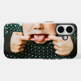 子どもっぽく顔を有効にする iPhone 16ケース