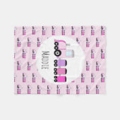 子どもという名前の女の子かわいいピンクの電車 フリースブランケット (正面(横))