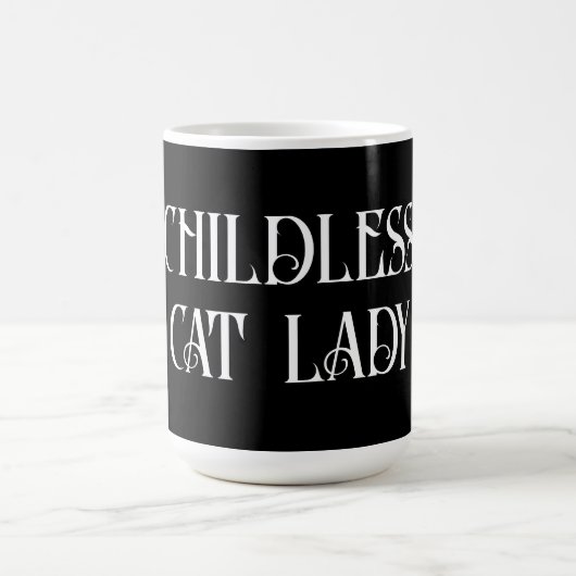 子どものいない猫の女性 コーヒーマグカップ (中央)