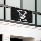 子どものいない猫レディーカマラハリス2024 横断幕 (ビルの外側)