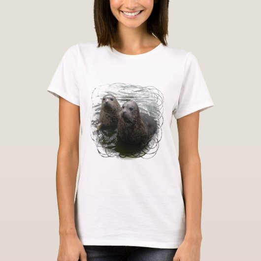 子どものアシカの女性はTシャツに合いました Tシャツ (正面)