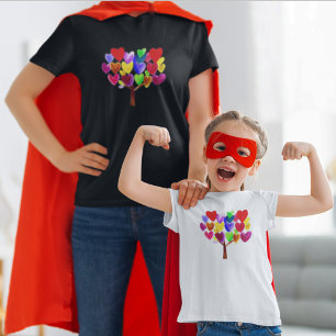 子どものアート作品やスケッチを白にする Tシャツ